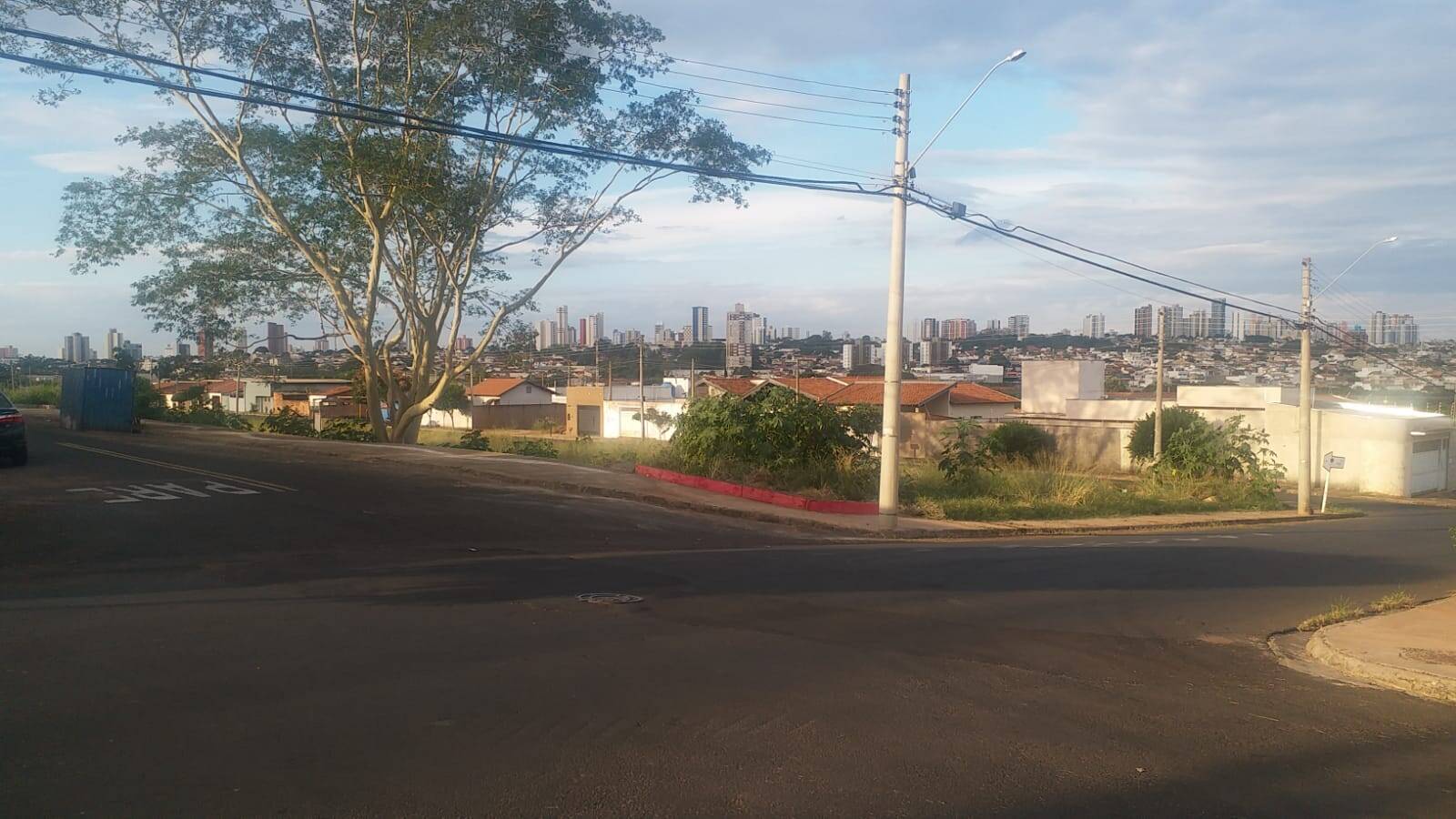 #8232 - Terreno para Venda em Bauru - SP