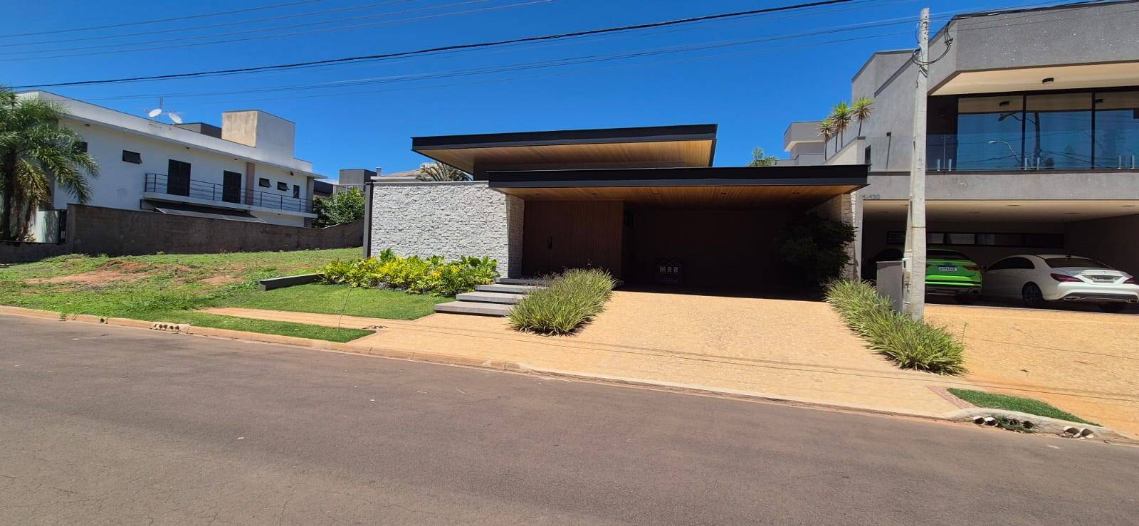 #8806 - Casa para Venda em Bauru - SP