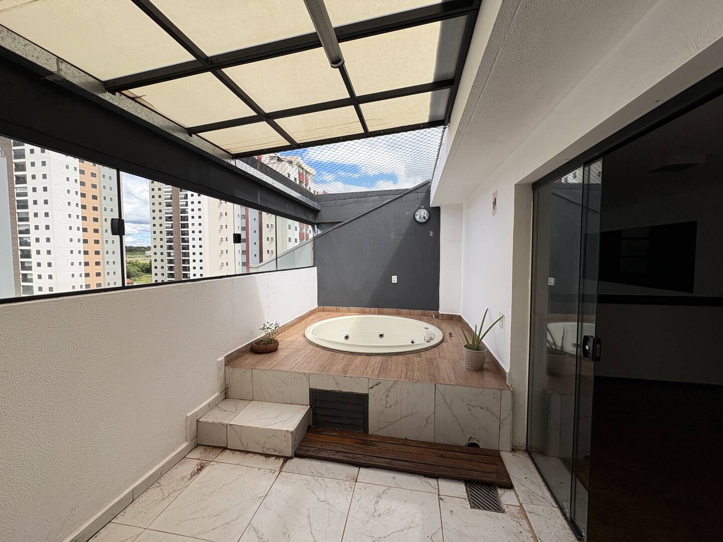 #8870 - Apartamento para Locação em Bauru - SP