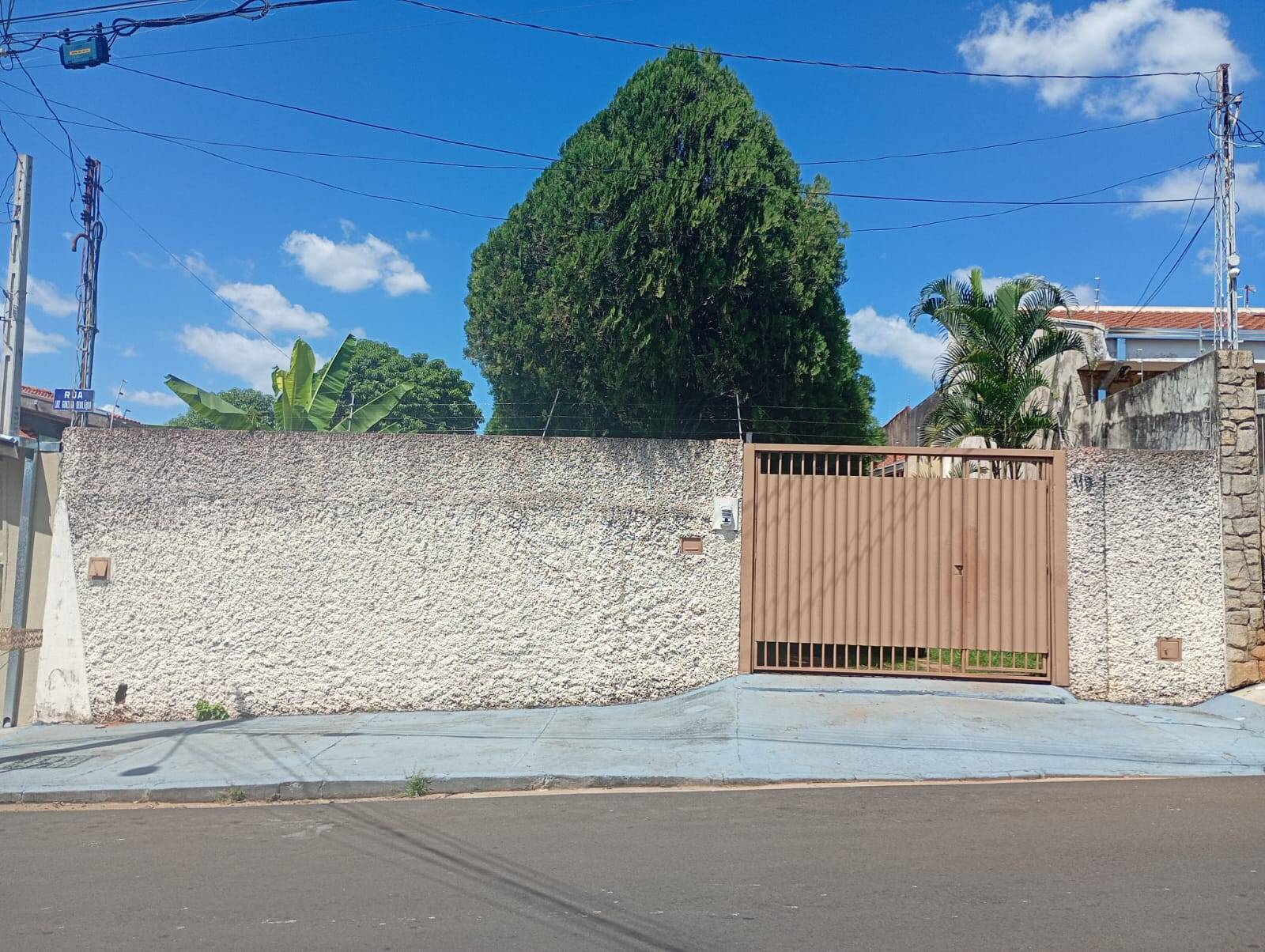 #8908 - Casa para Locação em Bauru - SP