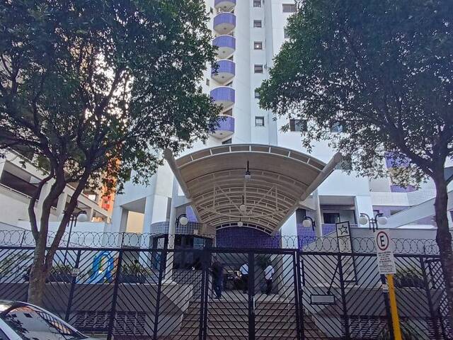 #8952 - Apartamento para Venda em Bauru - SP - 1