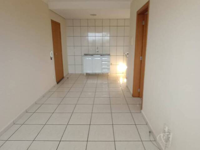 Apartamento para Locação em Bauru - 2